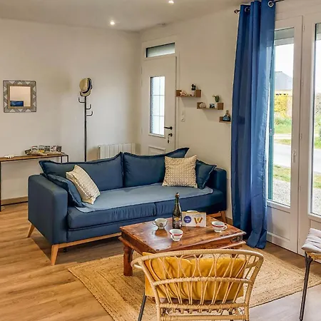 2 Bedroom Cozy In * Hirel